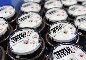 Creating environmentally friendly products - Making water meters lighter and smaller -